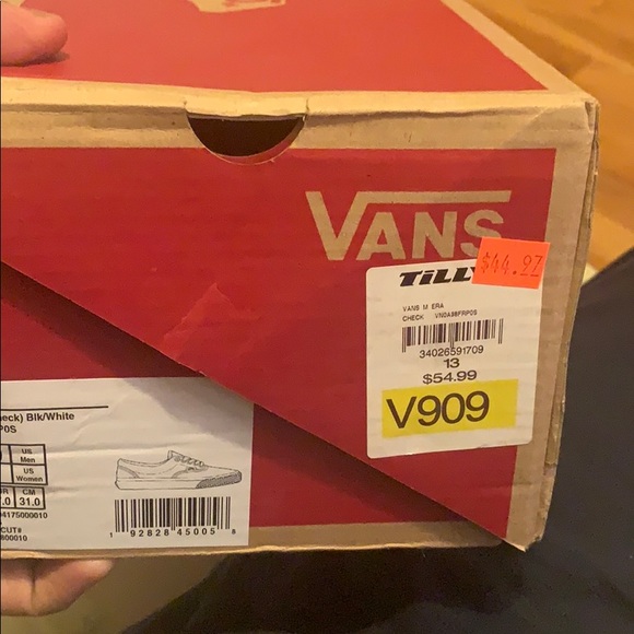 CHECKER VANS 13 - Picture 3 of 4